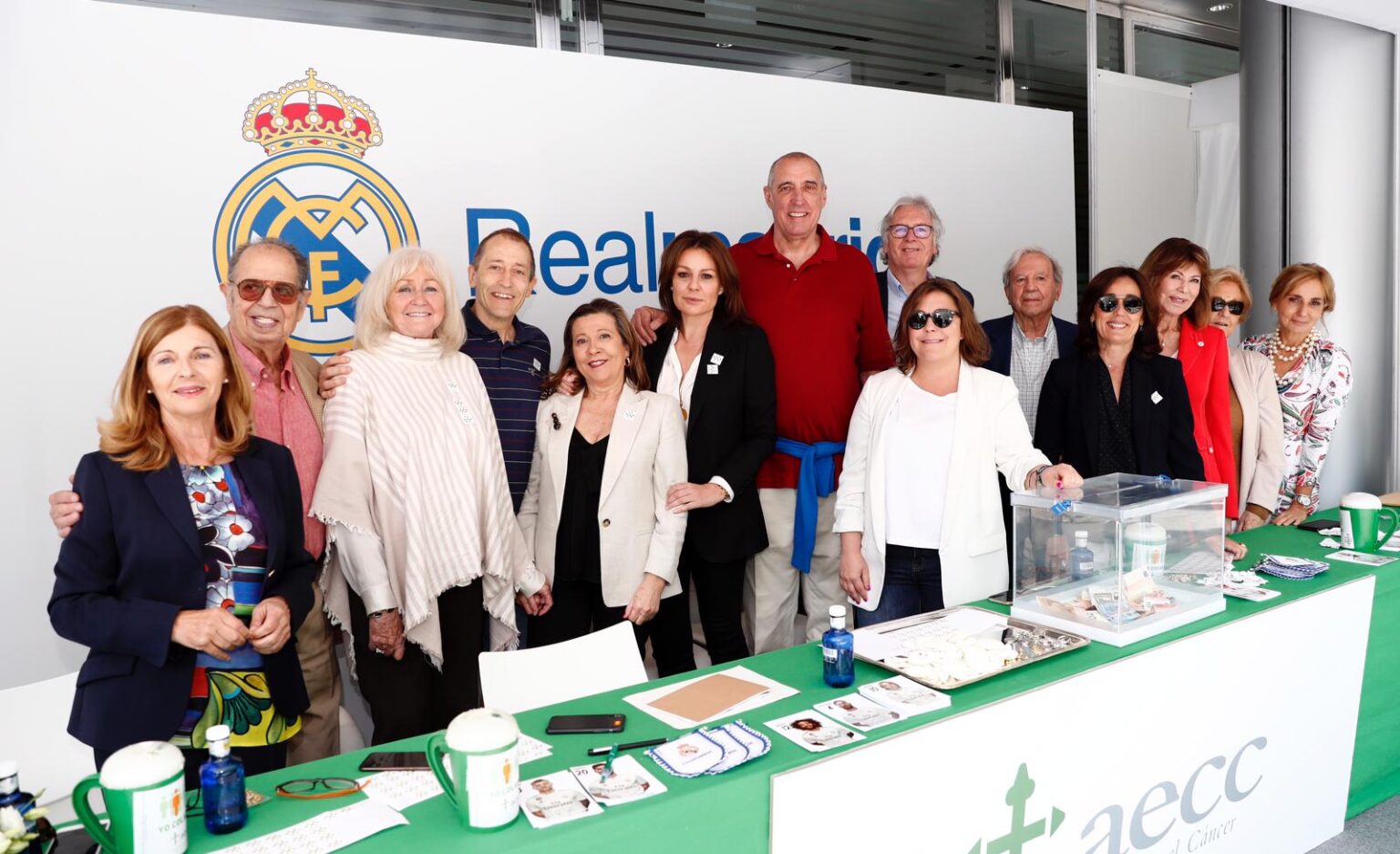 Las Leyendas Blancas no faltaron a su cita anual para colaborar con el Real Madrid en la lucha contra el cáncer IMG-20190606-WA0001