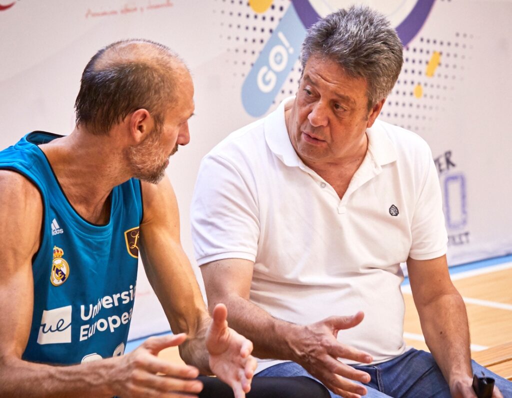 Carmelo Cabrera, premio Leyenda en la III Gala del Baloncesto Español carmelo6